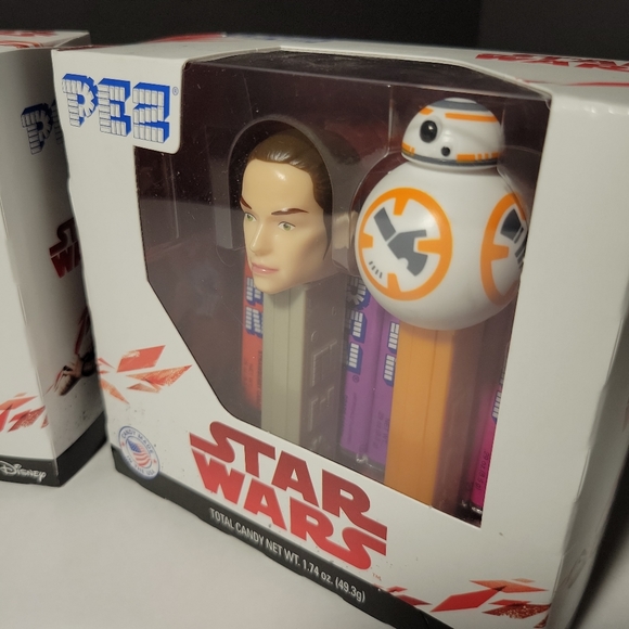 Star Wars 4 Piece PEZ Collectors Set NEW BB8 Chewbacca Rey Disney - Picture 7 of 8
